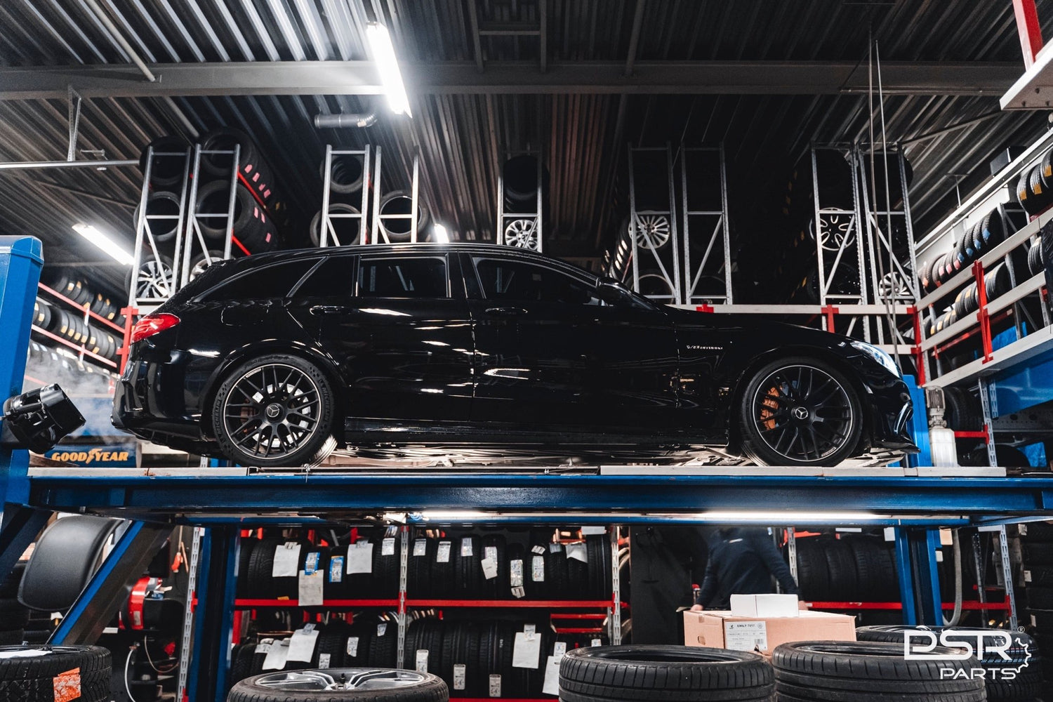 DCE Parts - Mercedes - Benz W205 C63 AMG 4.0L Catless / High Flow Cat Downpipe - Unique Domestic Automotive